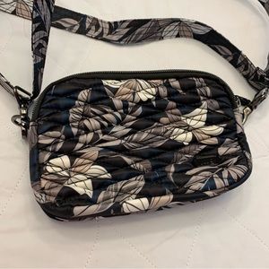 Lug Coupe, NWOT, Lily Black